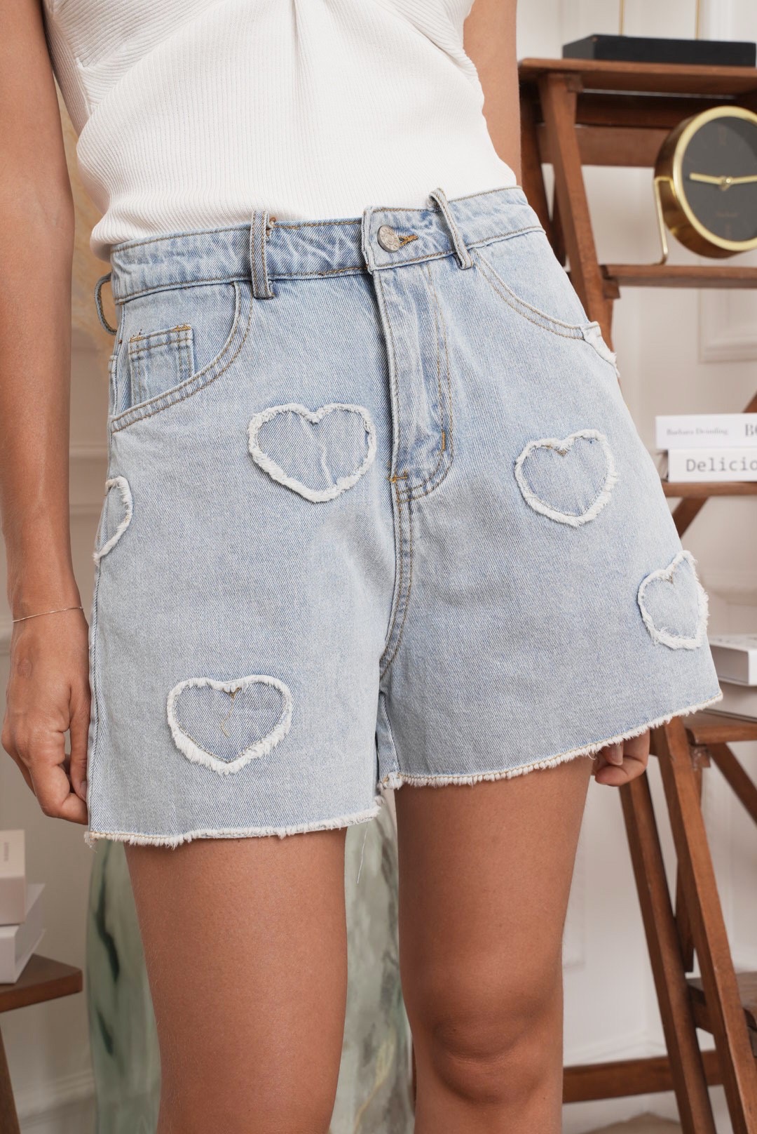 ZANA SHORTS - Image 4
