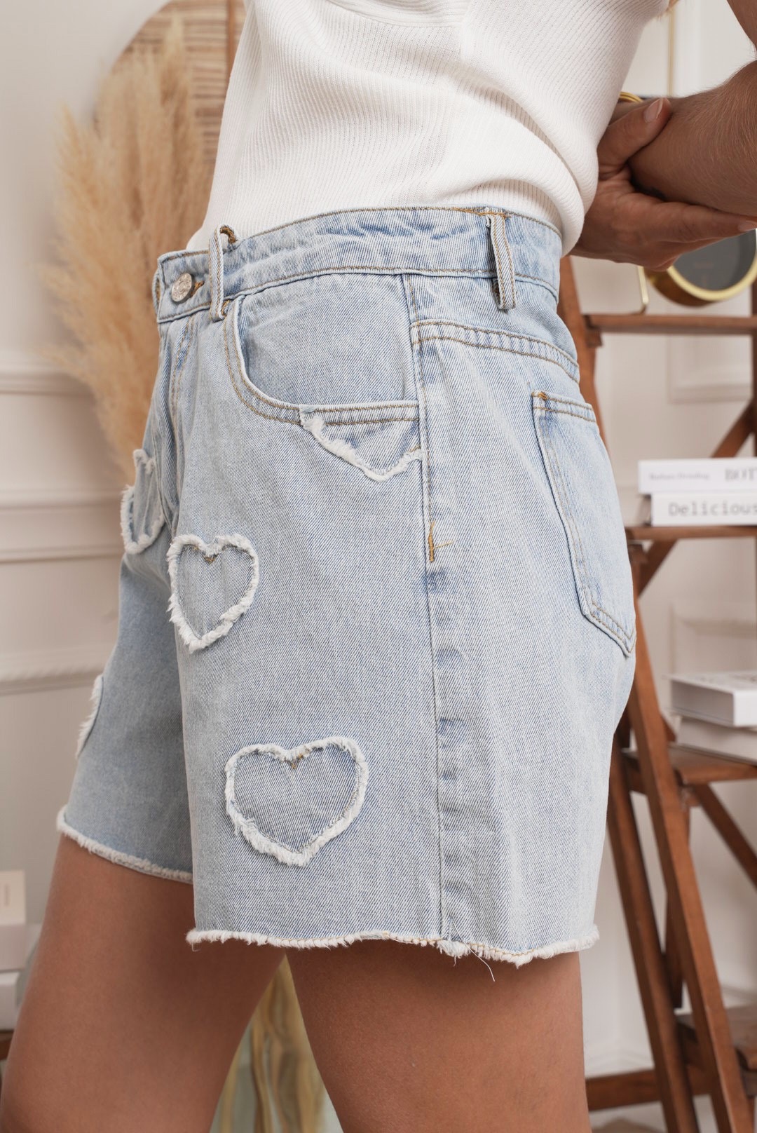 ZANA SHORTS - Image 3